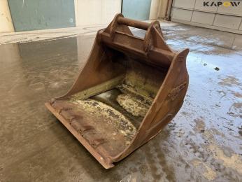 Bucket with S70 hitch