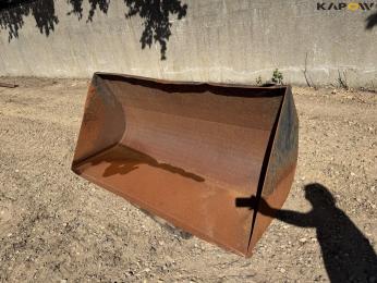 Bucket with SMS hitch