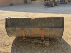 Bucket with SMS hitch 6