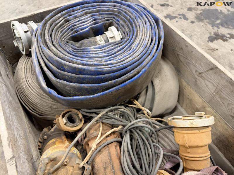 Hoses and pumps 21
