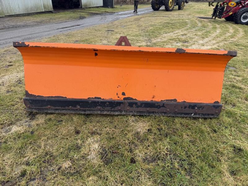 Snowplow with A-frame 2