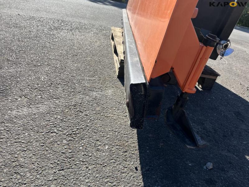 Snowplow with three-point hitch 13