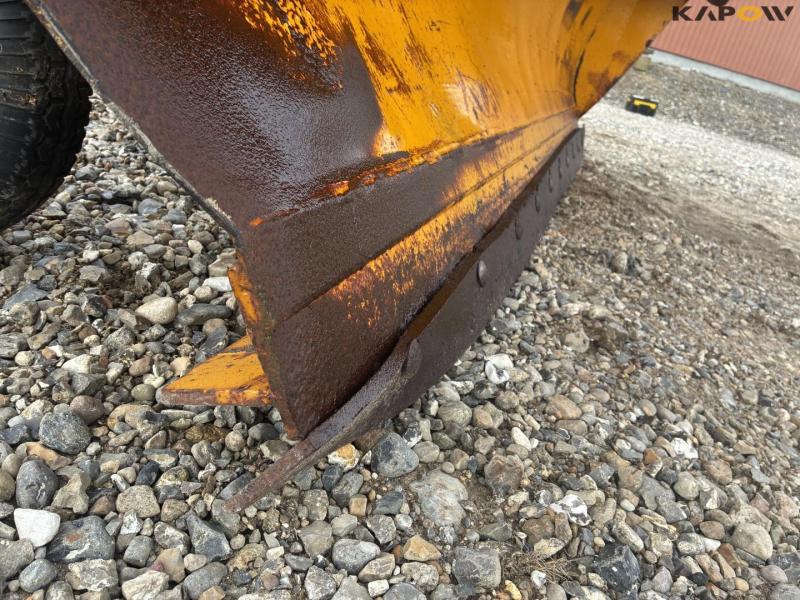 Snowplow with three-point hitch 7