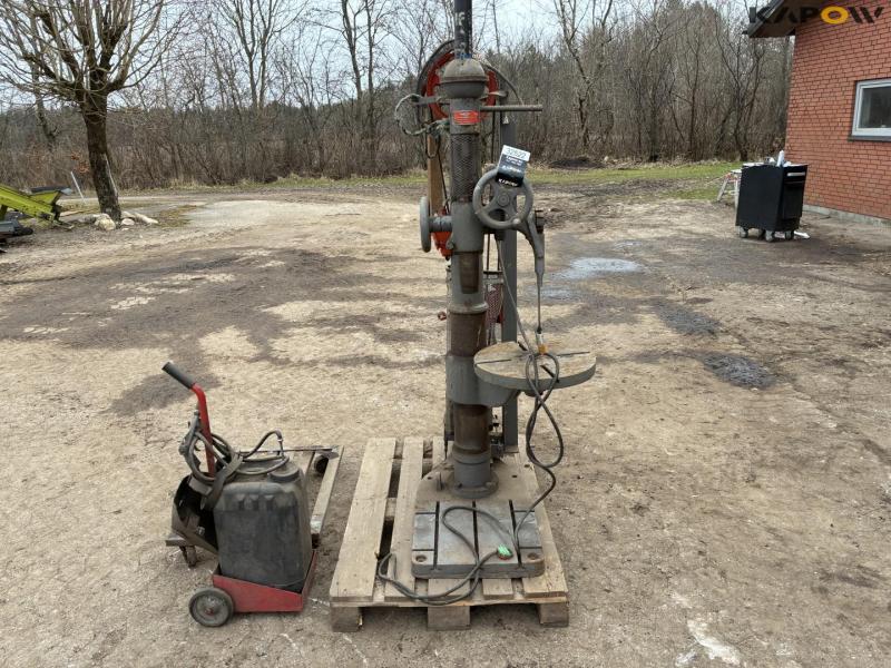 Column drilling machine 5