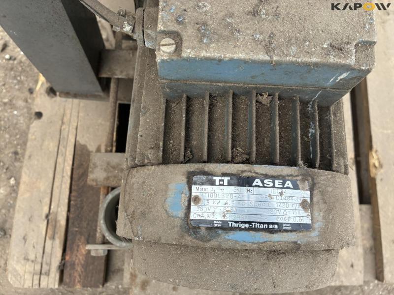 Column drilling machine 13