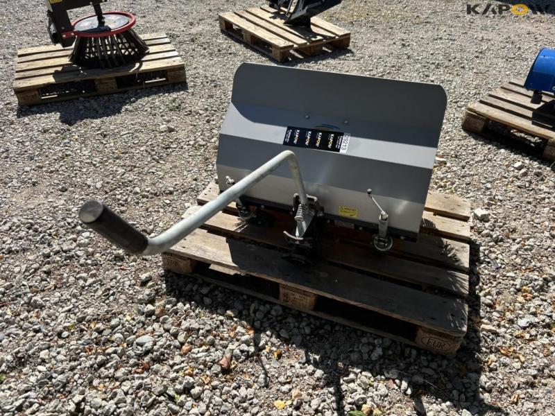 Ferrari FB81 sweeper 5