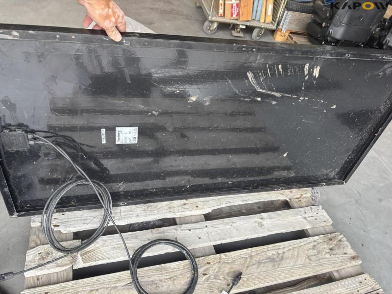 Solar cell system for charging 41