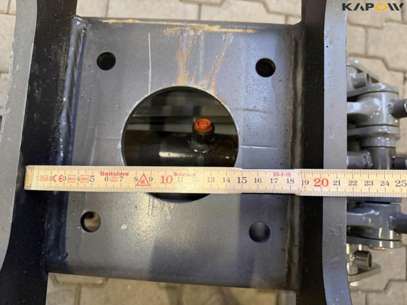 Sorting grab with S40 hitch 13