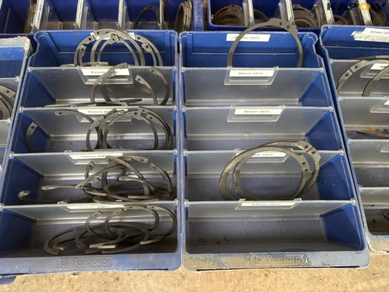 Assortment boxes with contents 54