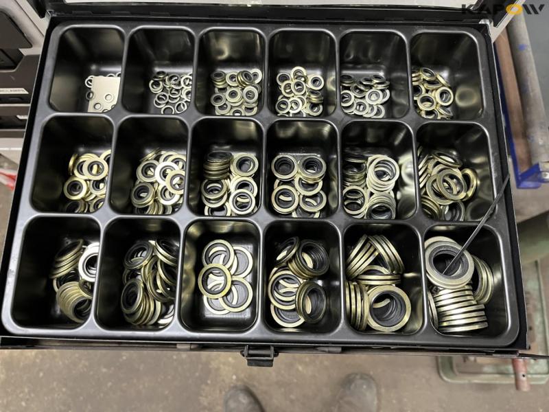 Assortment boxes 13