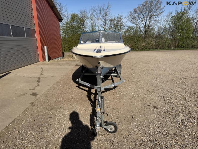 Speedboat - 15 feet 2