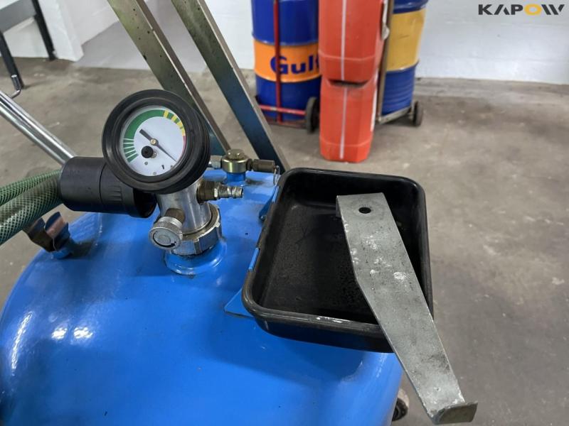 Waste oil barrel 8