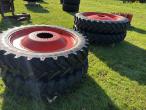 Sprayer wheels 320/90-54 and 320/80-42 5