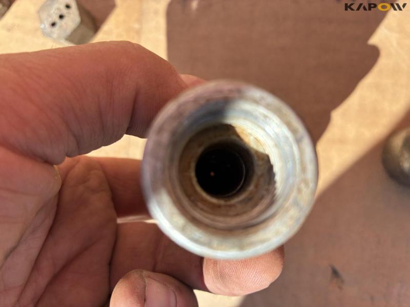 Spray nozzles 19