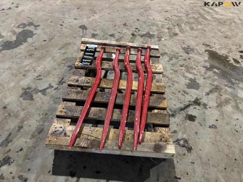 Spear for straw spear 4