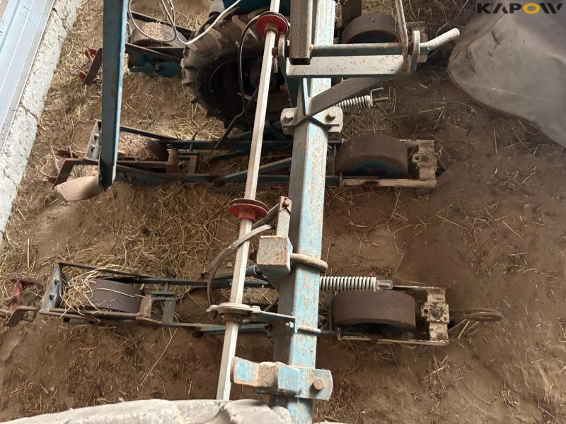 Stanhay MK II single grain seeder 7 rows 5