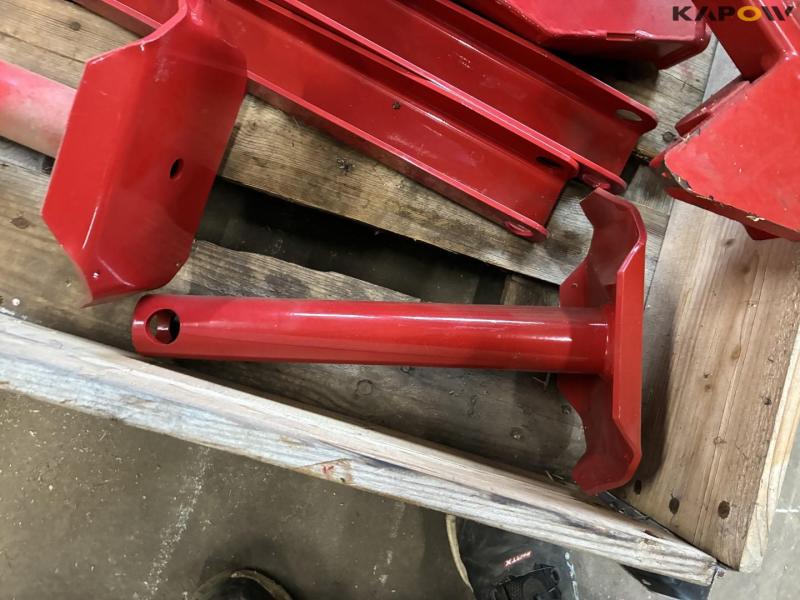 Stand for removing the feed on New Holland Fr. 12