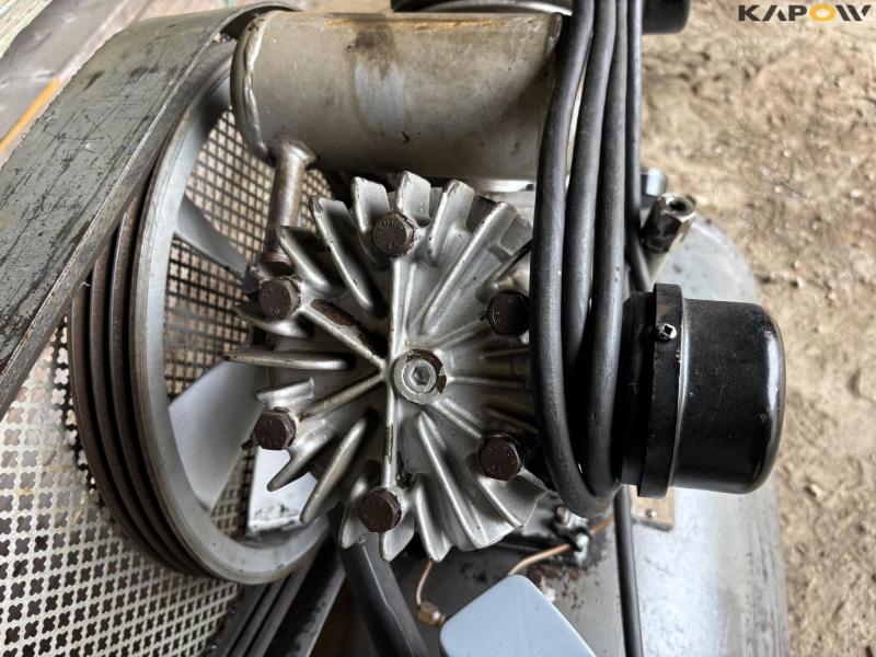 Stenhøj compressor 14