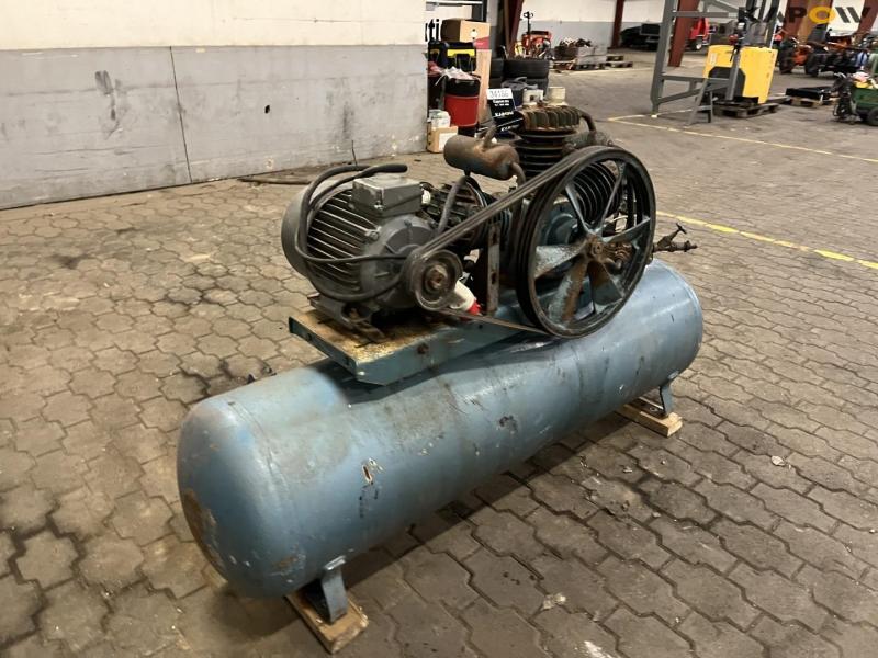 Stenhøj compressor 3