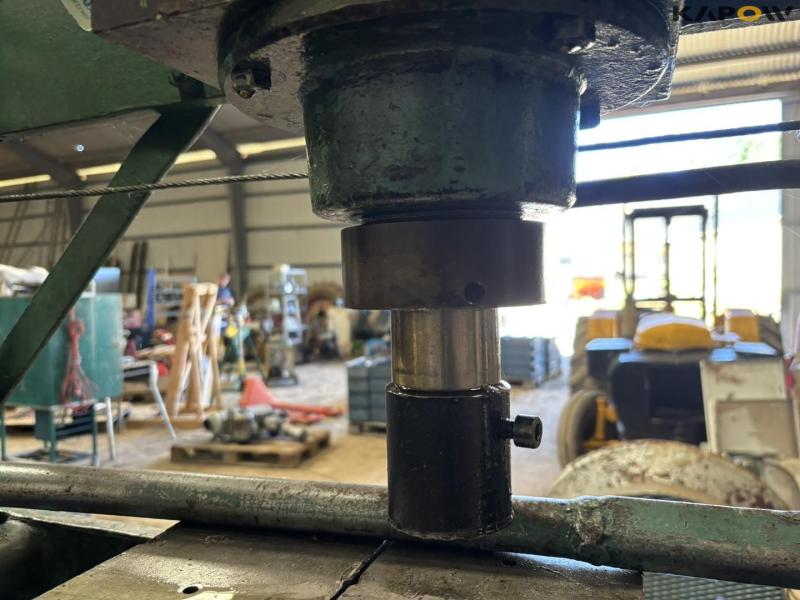 Stenhøj press 40ton 13