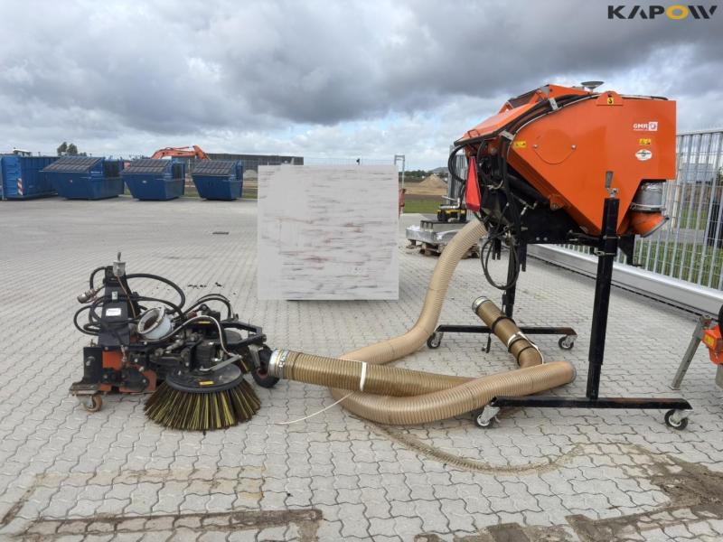 Stensballe Stama sweeping/suction system 6