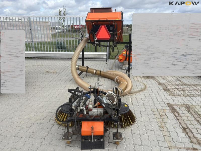 Stensballe Stama sweeping/suction system 8