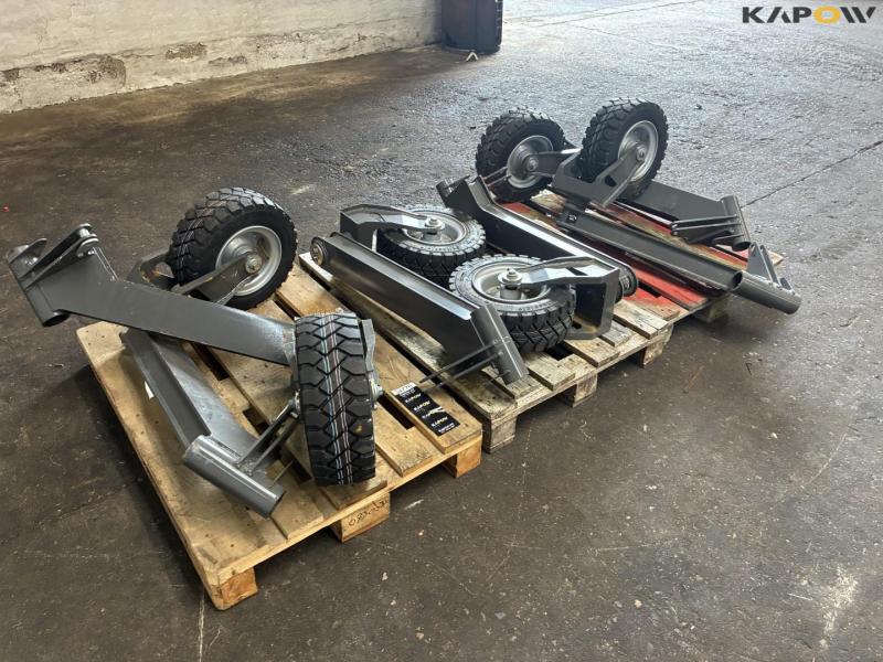 Support wheels 3
