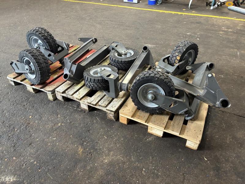 Support wheels 5