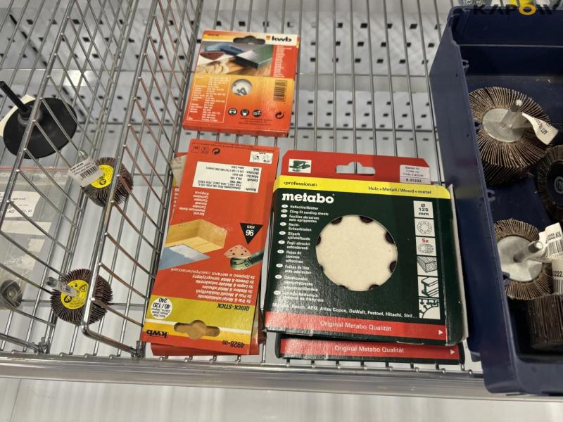 Large batch of drills, cutting discs and miscellaneous 51