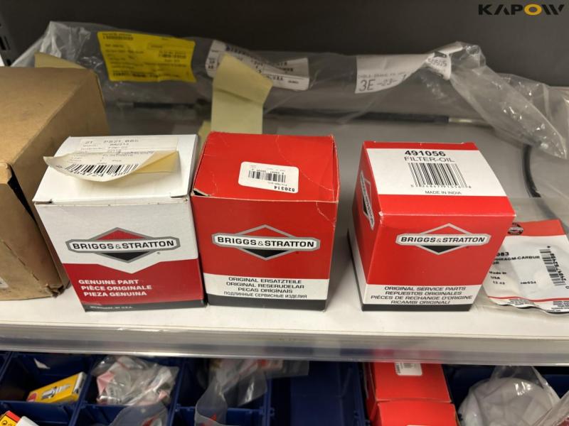 Large batch of lawn mower spare parts 77