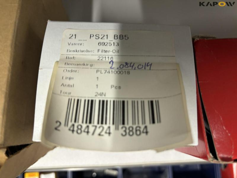 Large batch of lawn mower spare parts 83