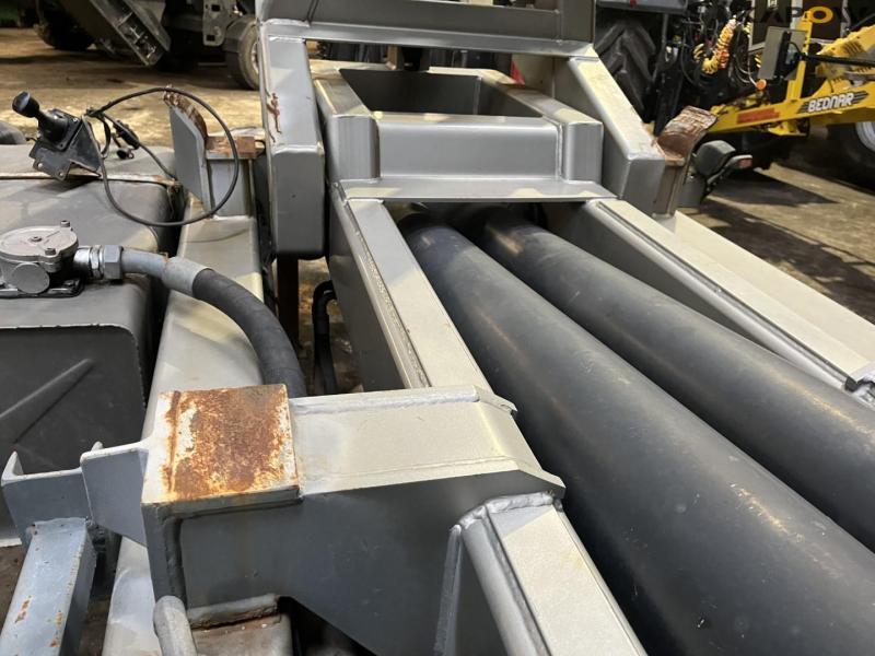 Stronga Hook Loada 160S hook lift truck 11