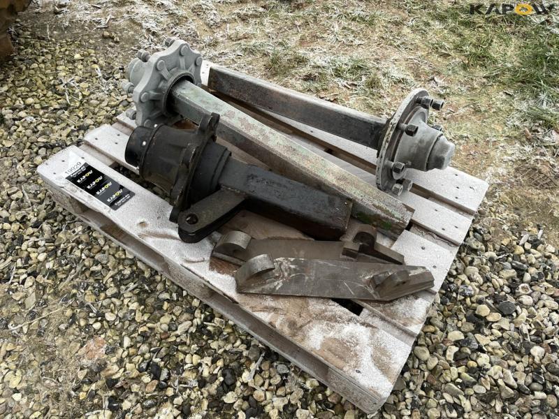 Stubby axles and euro hitch 1