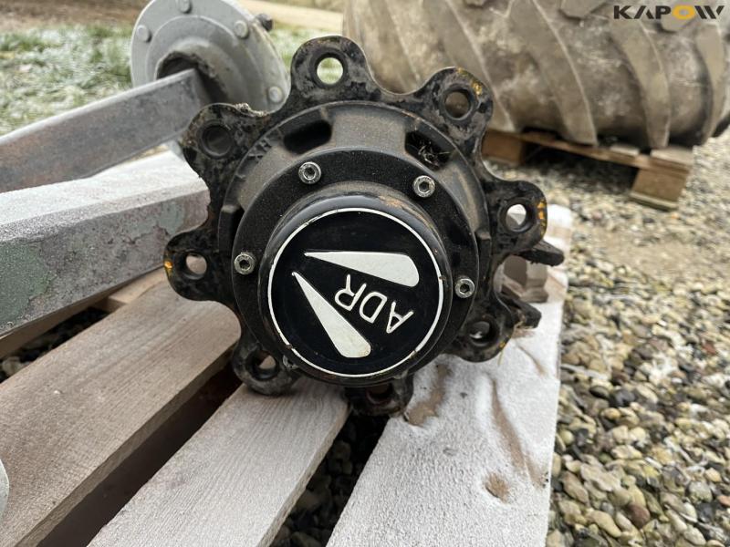 Stubby axles and euro hitch 10