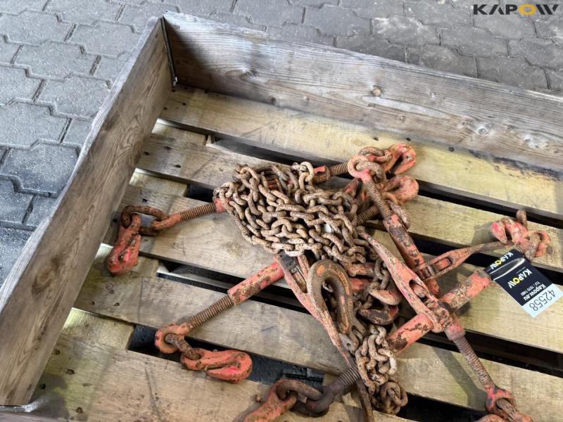 Lashing chains 12