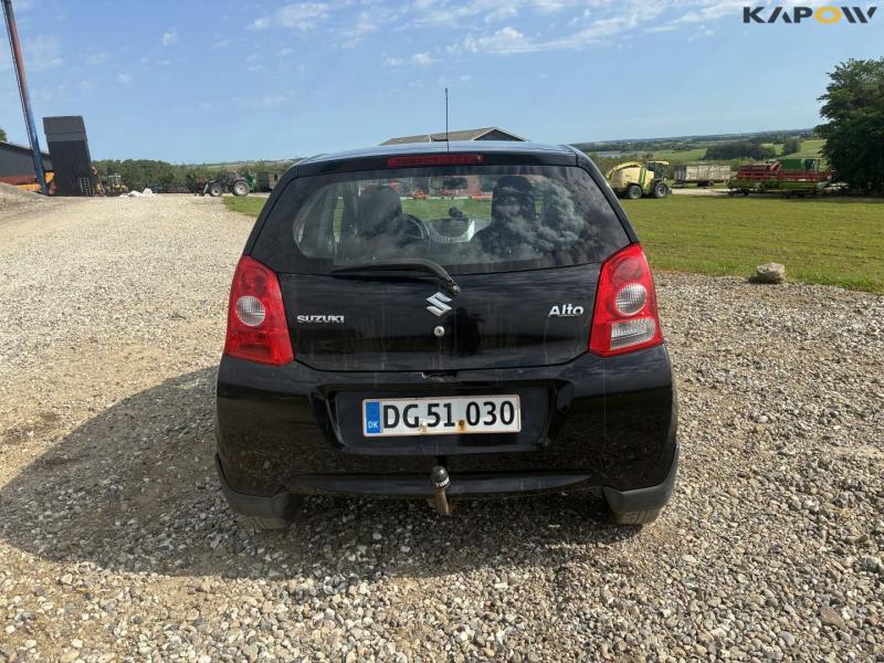 Suzuki Alto 1.0 m/t passenger car 5