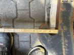 Welding brackets for quick change 20