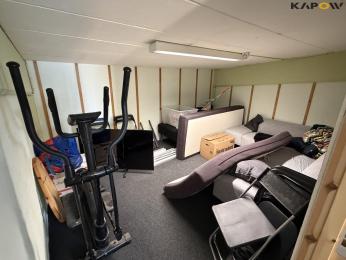 EMPTY THE ROOM