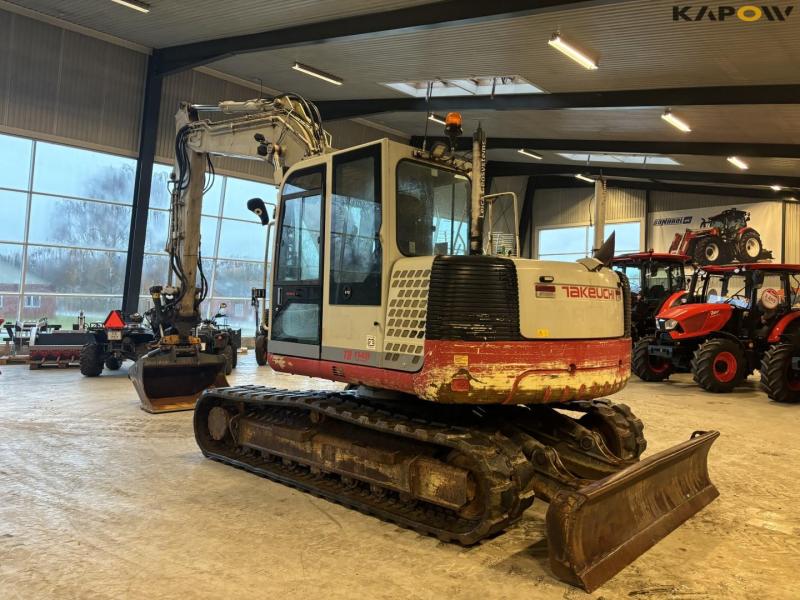 Takeuchi TB1140 excavator 7