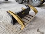 Tanco bale grab with Euro hitch 3