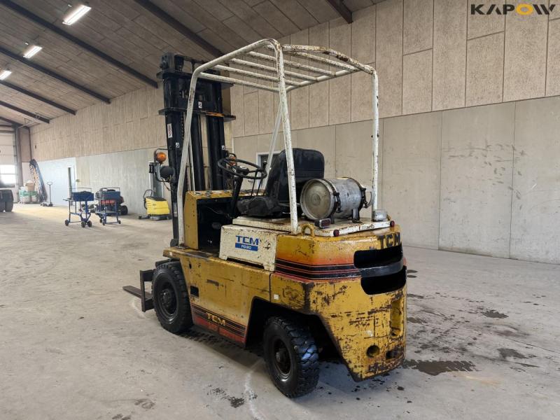 TCM FG20 forklift 7