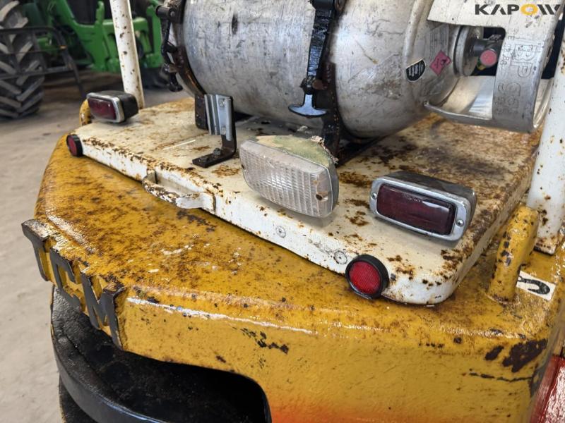 TCM FG20 forklift 27