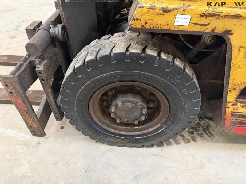 TCM FG20 forklift 30