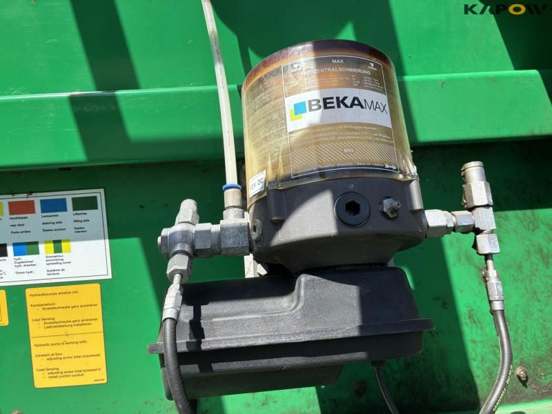 Tebbe HS20 with HS240 spreader and discharge box 28