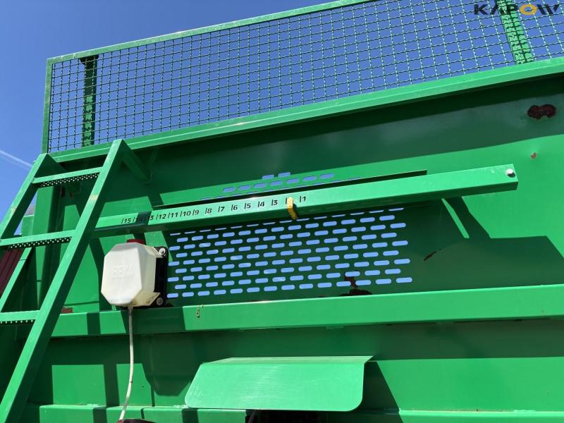 Tebbe HS20 with HS240 spreader and discharge box 59