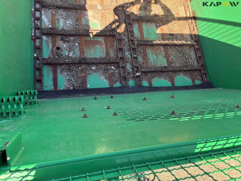 Tebbe HS20 with HS240 spreader and discharge box 66