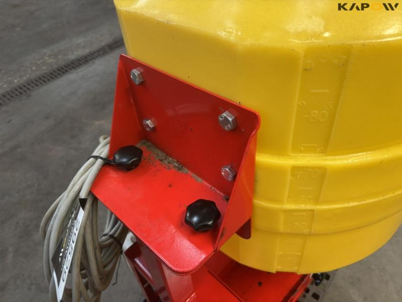 Technik-Plus TP 300 seed drill 18