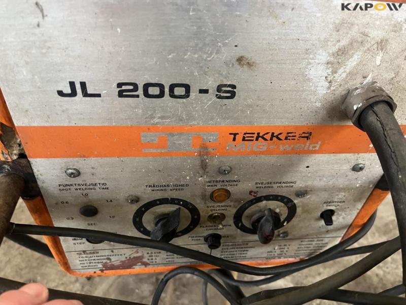 Tekker JL 200-S CO2 welder 9