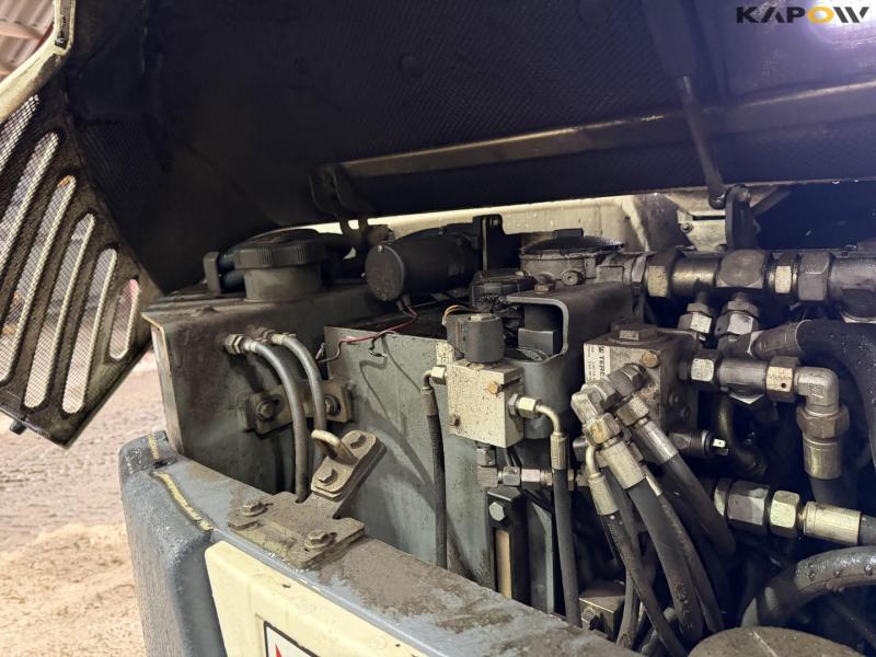 Terex TC75 excavator 23