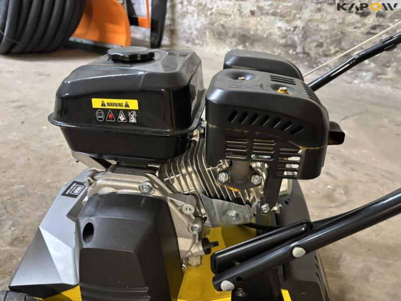 Texas 400TG lawn aerator 19